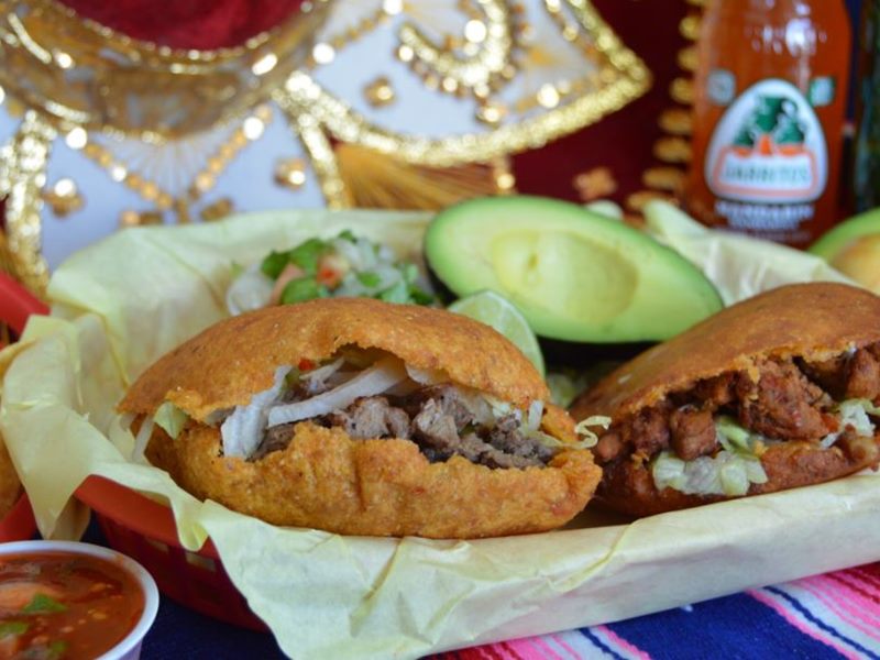 Tacos Y Salsas food