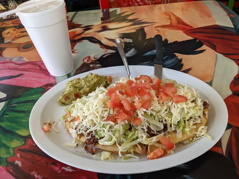 Tacos Y Salsas food