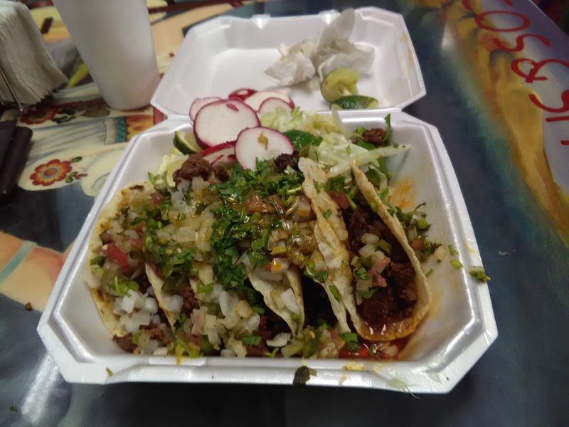 Tacos Y Salsas food